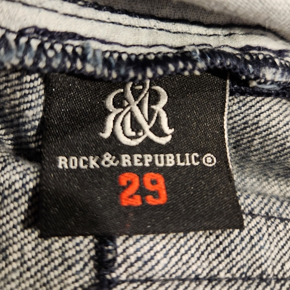 Rock & Republic Button Fly Straight Leg Jeans - Picture 6 of 6